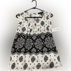 Alice Blue Quinlan Flutter Sleeve Top